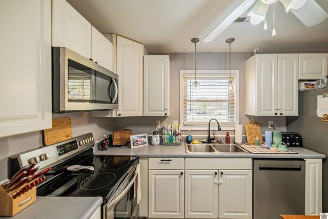 550 Blankenship Rd, Ledbetter, KY 42058