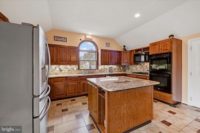 1906 SUFFOLK RD, Finksburg, MD 21048