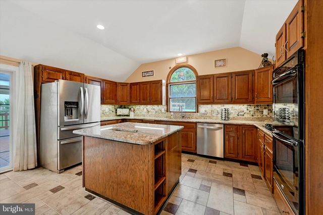 1906 SUFFOLK RD, Finksburg, MD 21048