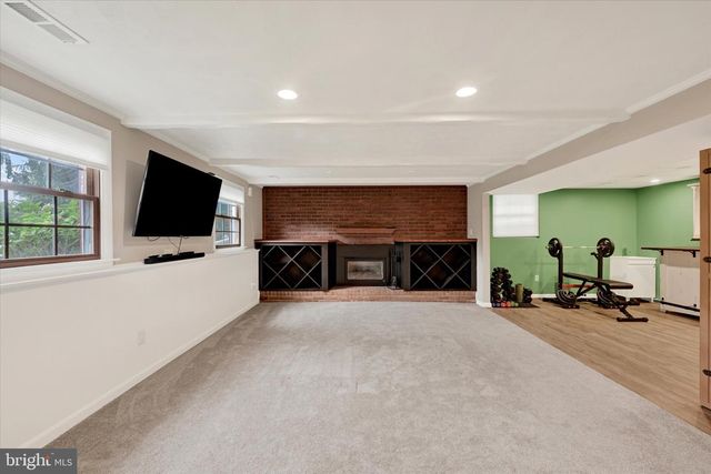 1906 SUFFOLK RD, Finksburg, MD 21048