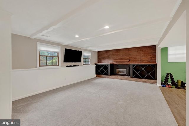 1906 SUFFOLK RD, Finksburg, MD 21048