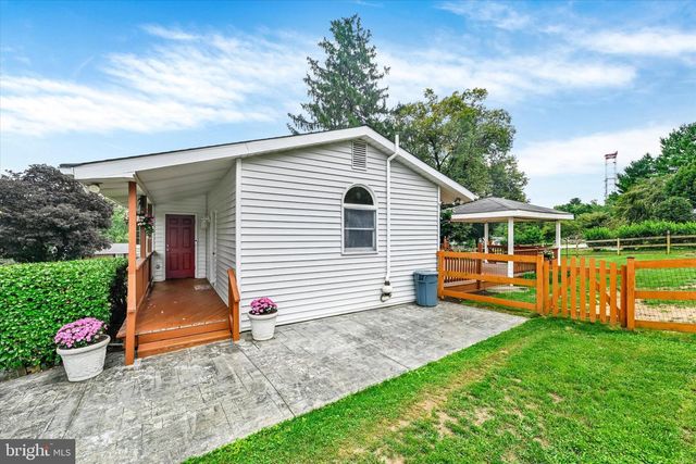 1906 SUFFOLK RD, Finksburg, MD 21048