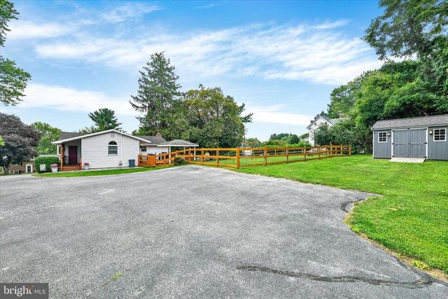 1906 SUFFOLK RD, Finksburg, MD 21048