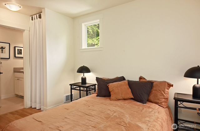 1037 Highview Street, Langley, WA 98260