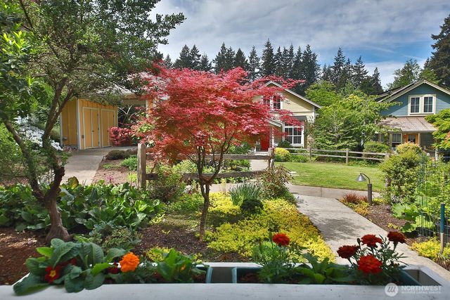 1037 Highview Street, Langley, WA 98260