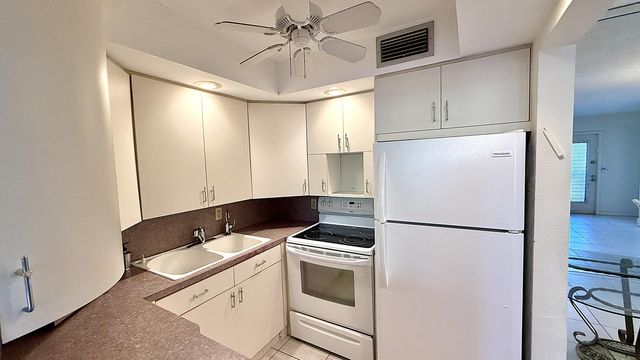 2009 Berkshire A, Deerfield Beach, FL 33442