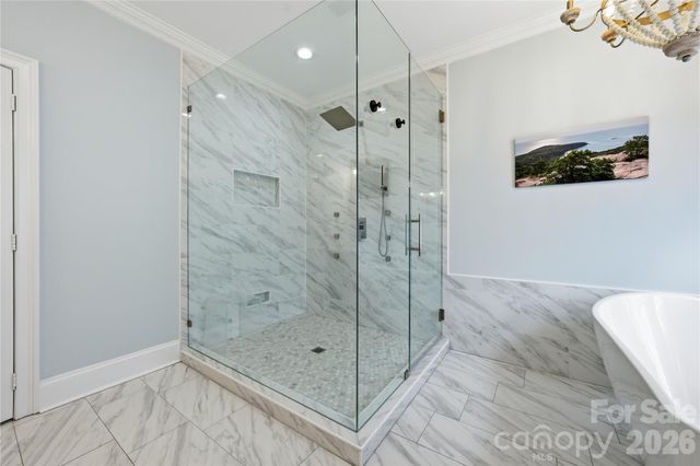 4118 Sharon Commons Lane, Charlotte, NC 28210