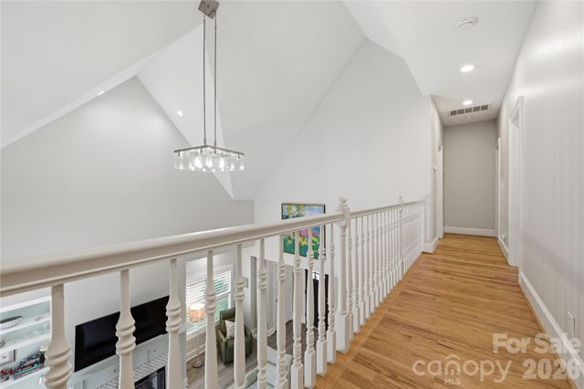 4118 Sharon Commons Lane, Charlotte, NC 28210