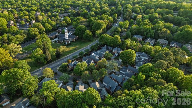 4118 Sharon Commons Lane, Charlotte, NC 28210