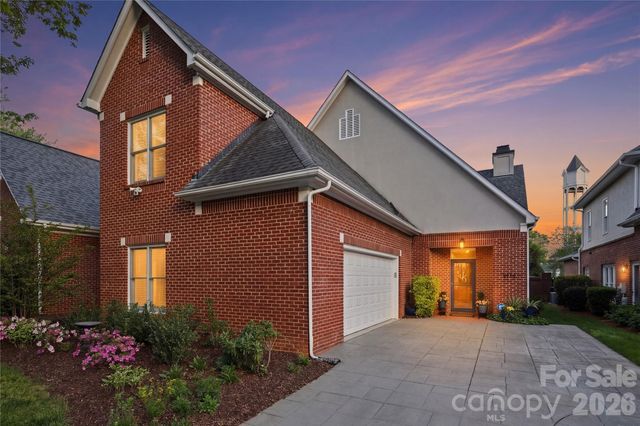 4118 Sharon Commons Lane, Charlotte, NC 28210