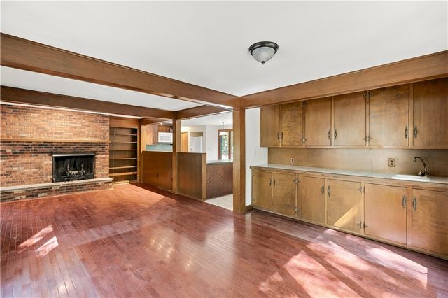 20 Hi View Drive, Scituate, RI 02831