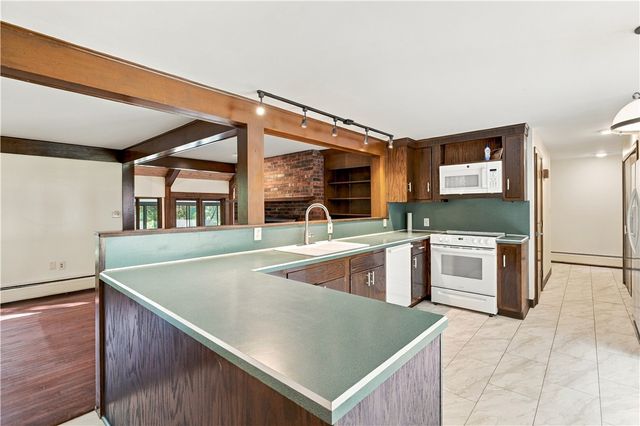 20 Hi View Drive, Scituate, RI 02831