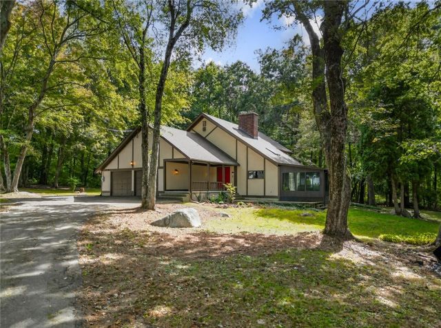 20 Hi View Drive, Scituate, RI 02831