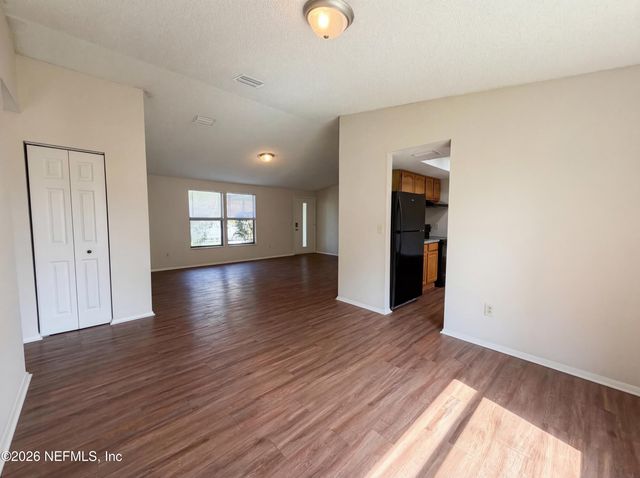 7193 EAGLES PERCH Drive, Jacksonville, FL 32244