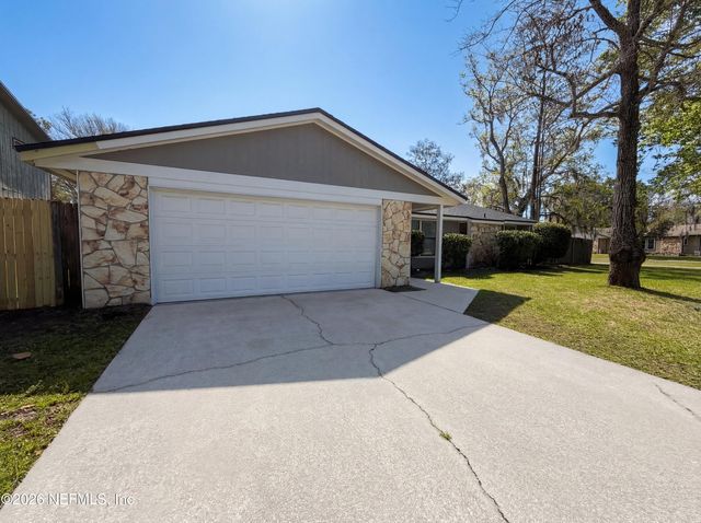 7193 EAGLES PERCH Drive, Jacksonville, FL 32244