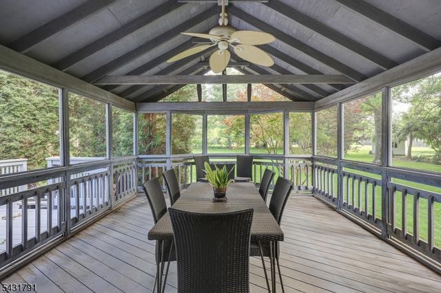 13 Daniel Dr, Hillsborough Twp., NJ 08844