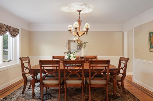 13 Daniel Dr, Hillsborough Twp., NJ 08844