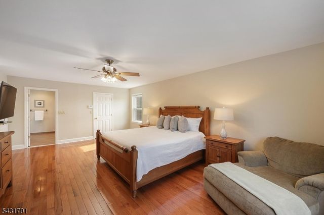 13 Daniel Dr, Hillsborough Twp., NJ 08844