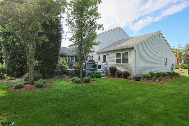 13 Daniel Dr, Hillsborough Twp., NJ 08844