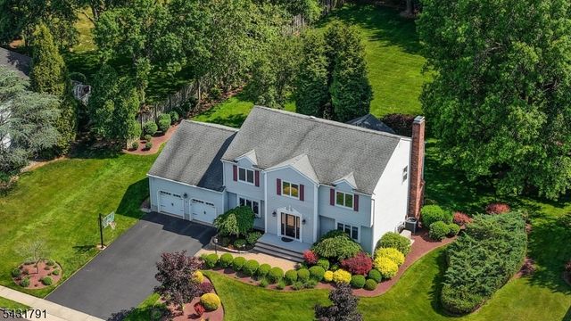 13 Daniel Dr, Hillsborough Twp., NJ 08844