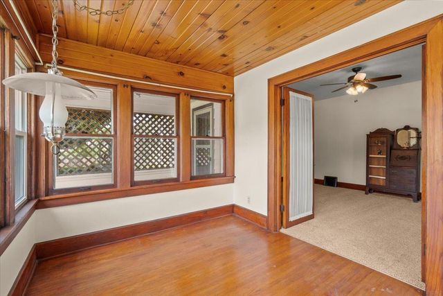 628 W Parker Street, Waterloo, IA 50703