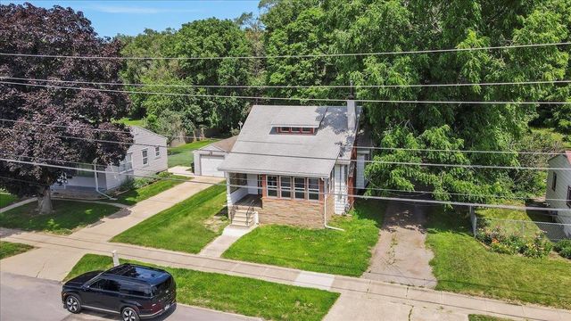628 W Parker Street, Waterloo, IA 50703