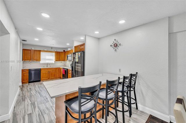 4751 NW 5th Ct, Plantation, FL 33317