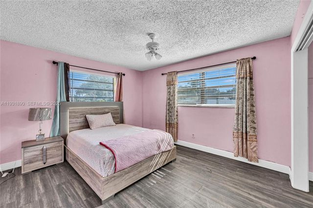 4751 NW 5th Ct, Plantation, FL 33317