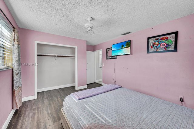 4751 NW 5th Ct, Plantation, FL 33317