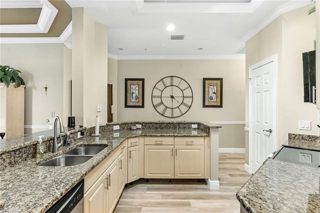 2745 1st ST 2703, Fort Myers, FL 33916