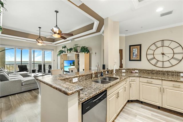 2745 1st ST 2703, Fort Myers, FL 33916