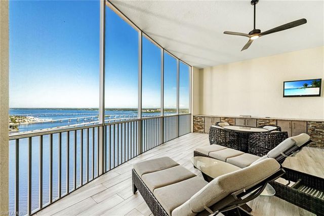 2745 1st ST 2703, Fort Myers, FL 33916