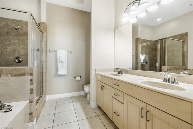2745 1st ST 2703, Fort Myers, FL 33916
