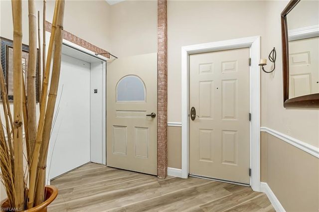 2745 1st ST 2703, Fort Myers, FL 33916