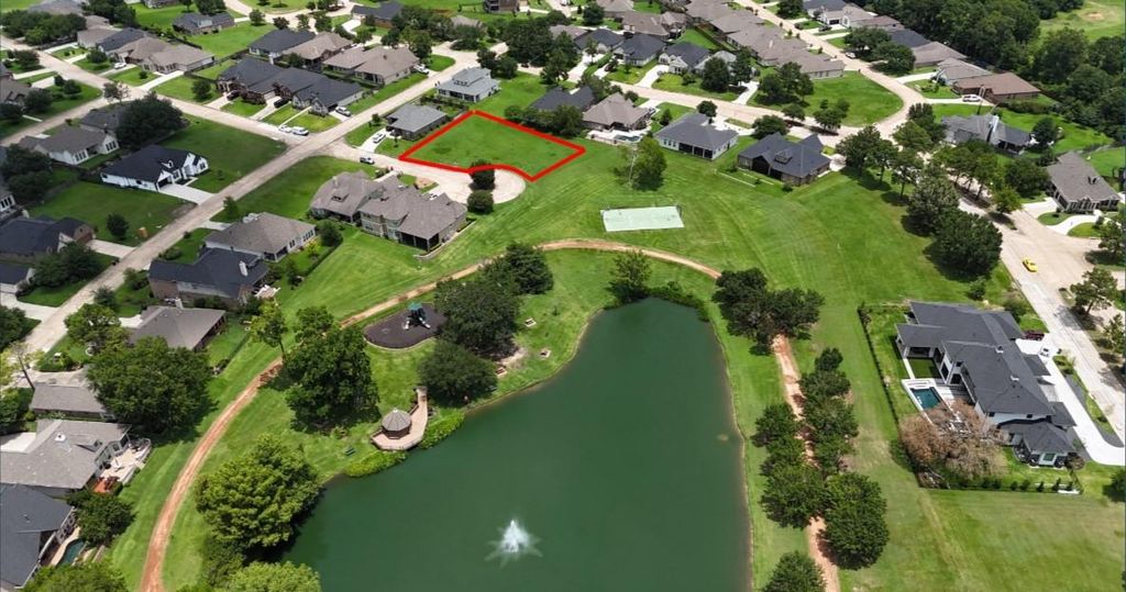 124 Hampton Glen Road, Montgomery, TX 77356