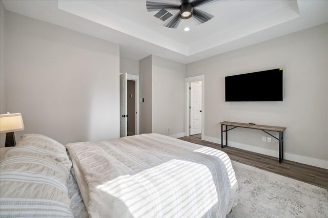 1193 W Tidwell Road, Houston, TX 77091