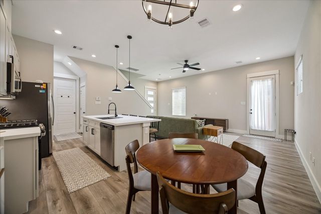 1193 W Tidwell Road, Houston, TX 77091