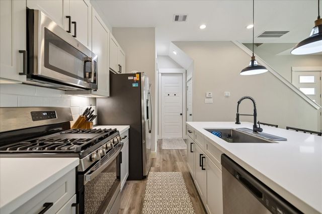 1193 W Tidwell Road, Houston, TX 77091