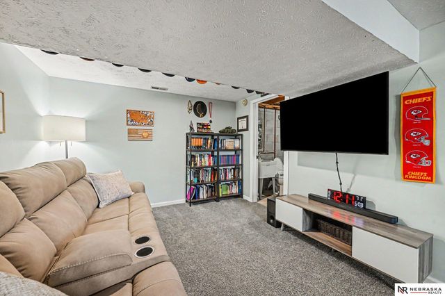 12716 Patrick Circle, Omaha, NE 68164