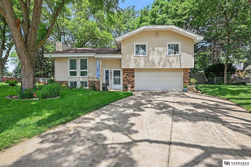 12716 Patrick Circle, Omaha, NE 68164