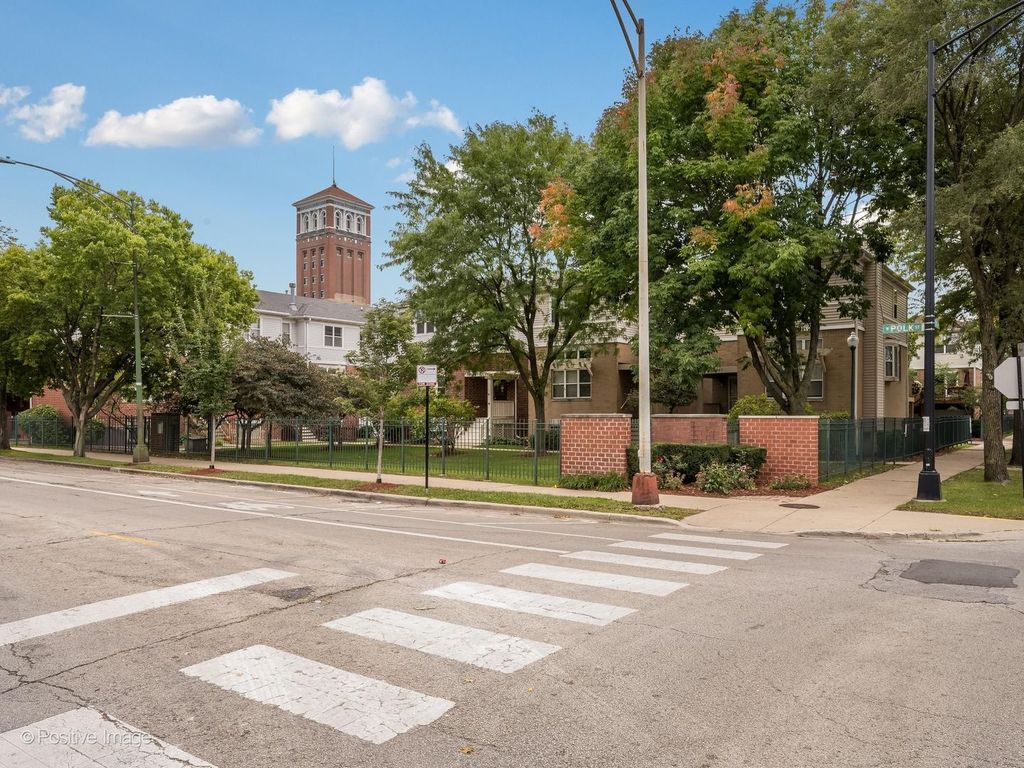 3449 W POLK Street, Chicago, IL 60624 — photo 2