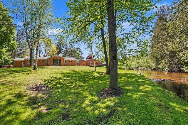 2071 E Ludington Avenue, Grant Twp, MI 48617