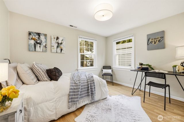 317 SW 124th Street, Seattle, WA 98146