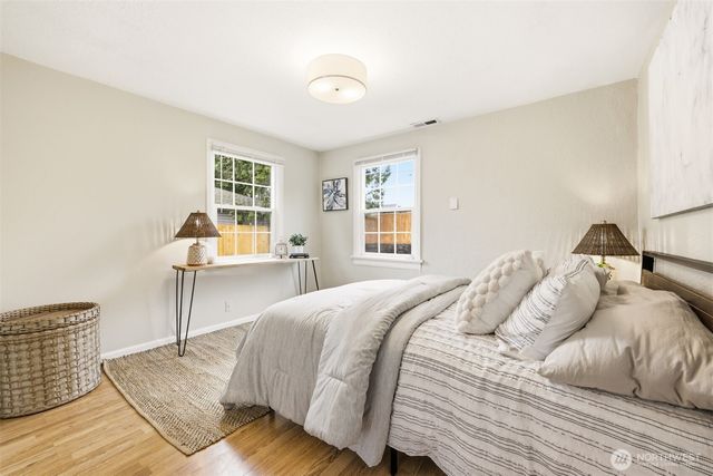 317 SW 124th Street, Seattle, WA 98146