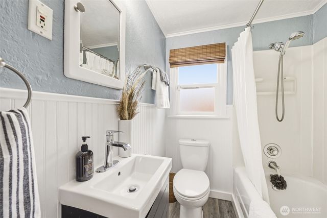 317 SW 124th Street, Seattle, WA 98146