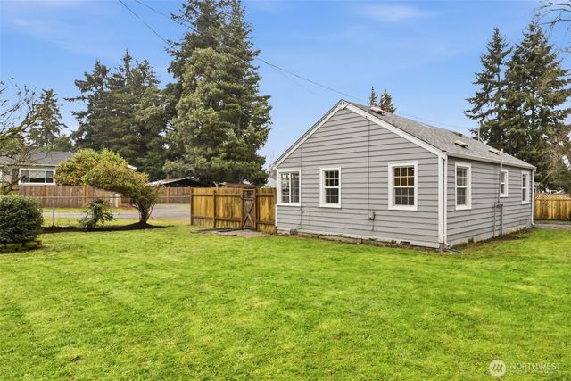 317 SW 124th Street, Seattle, WA 98146