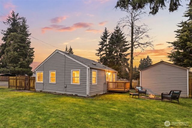 317 SW 124th Street, Seattle, WA 98146