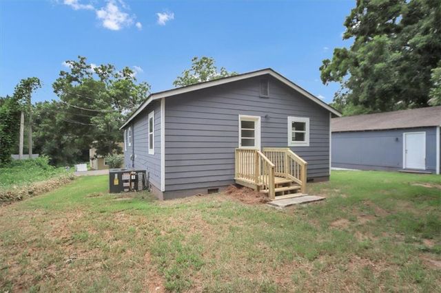 242 Jackson Street, Barnesville, GA 30204