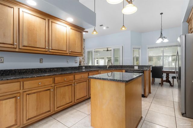 1859 Summit Blvd, Pensacola, FL 32503