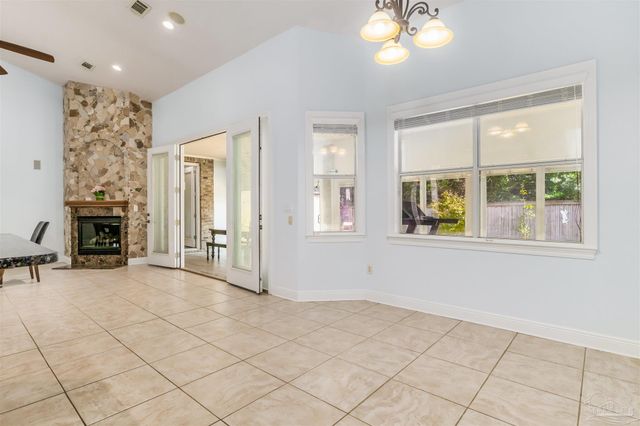 1859 Summit Blvd, Pensacola, FL 32503